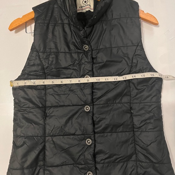 Converse Vests - Picture 6 of 7